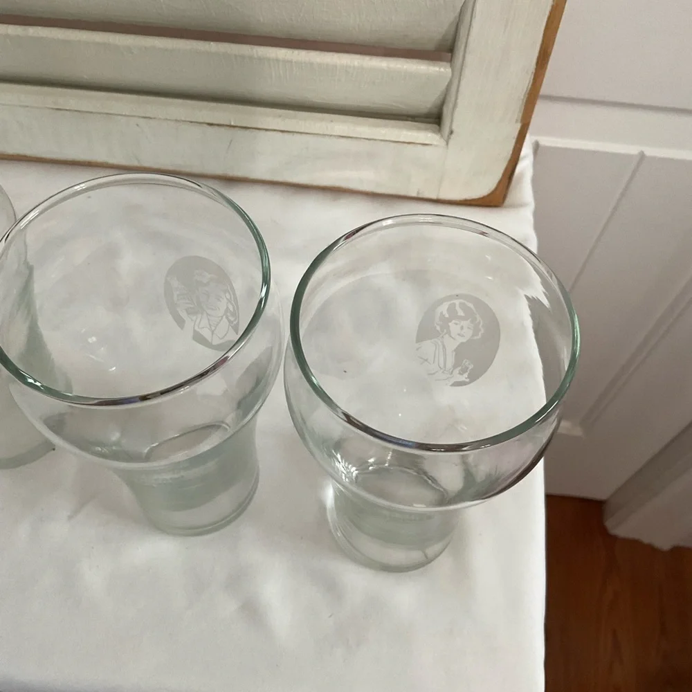 Tiara Exclusives Coca Cola Glasses Set of 4